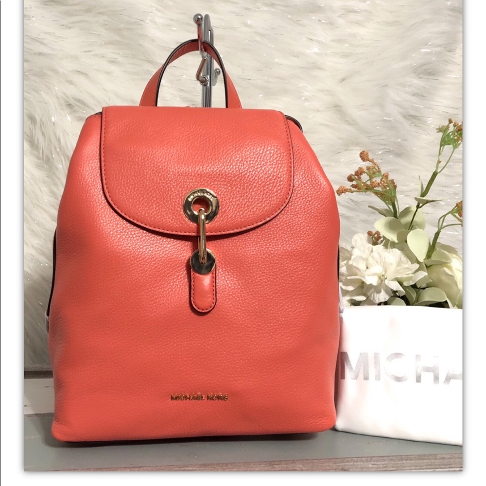 Michael Kors Raven Pink Grapefruit Bpack NWT🌺